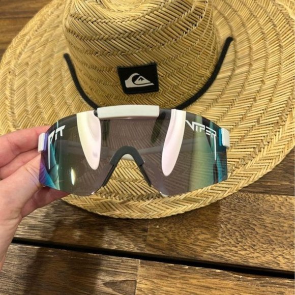 Miami nights polarized sunglasses. New!! Reflective colour. Padded nose. - Picture 3 of 10